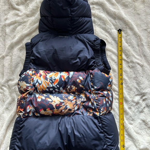 Columbia Dark Blue Floral Print Puffer Jacket - Picture 2 of 2